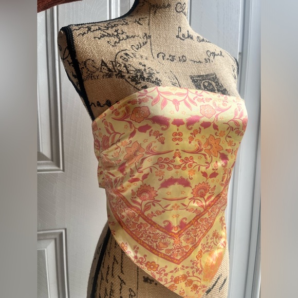 Silky satin y2k gold & yellow orange floral bandana tie top by Rue21 • small - Picture 6 of 16